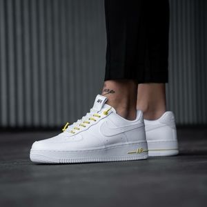 NEW NIKE AIR FORCE 1 '07 LUX 'WHITE REFLECTIVE'